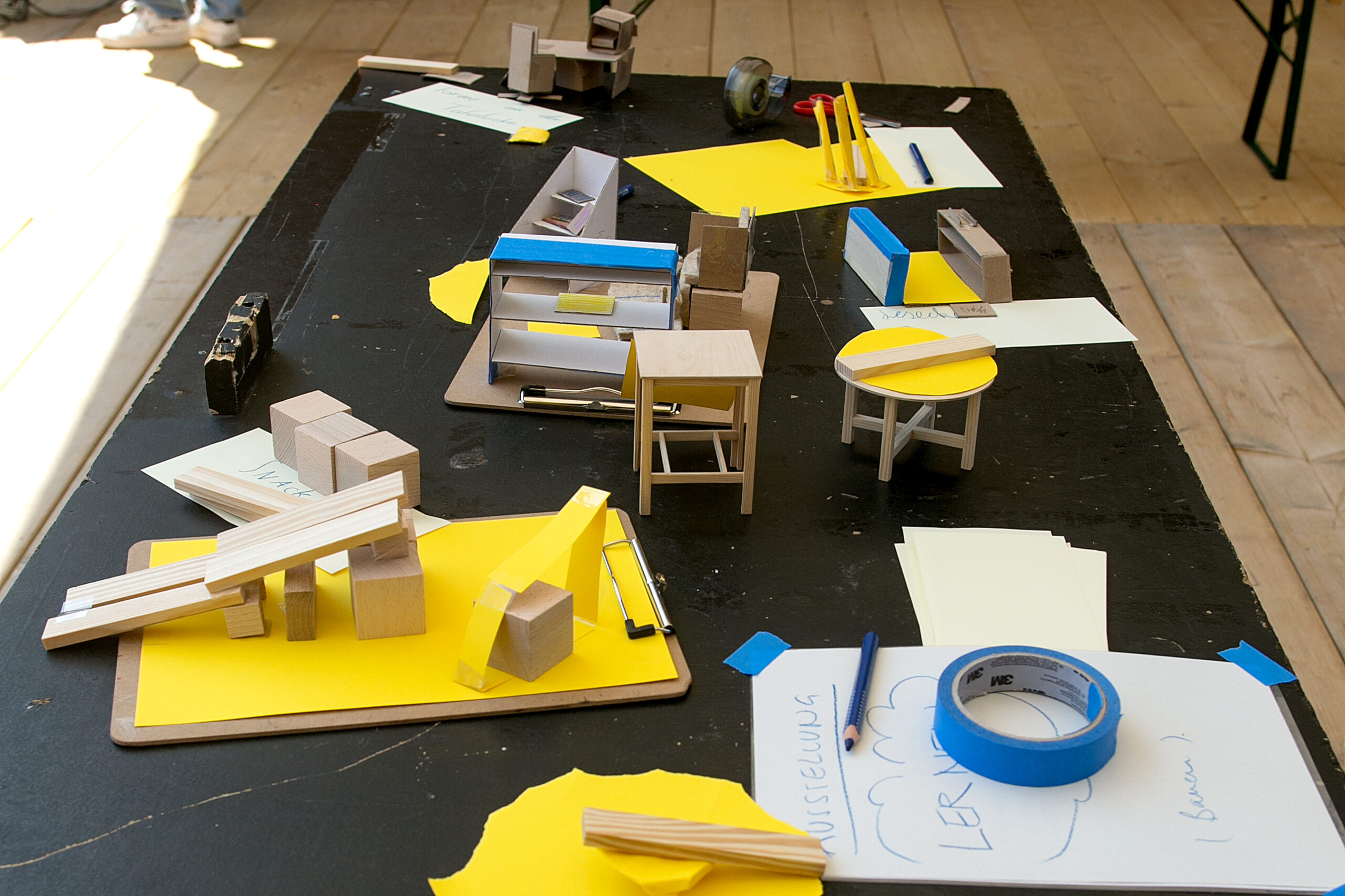 Workshop, Bauen